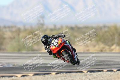 media/Dec-06-2025-CVMA (Sat) [[4a896cc04c]]/Race 9-500-400-350 Supersport/